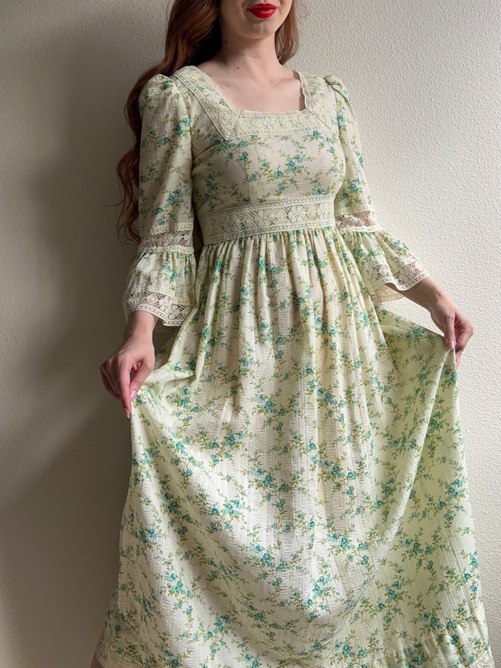 Vintage 1970s Ivory Summer Dress With Crochet Trim (M)